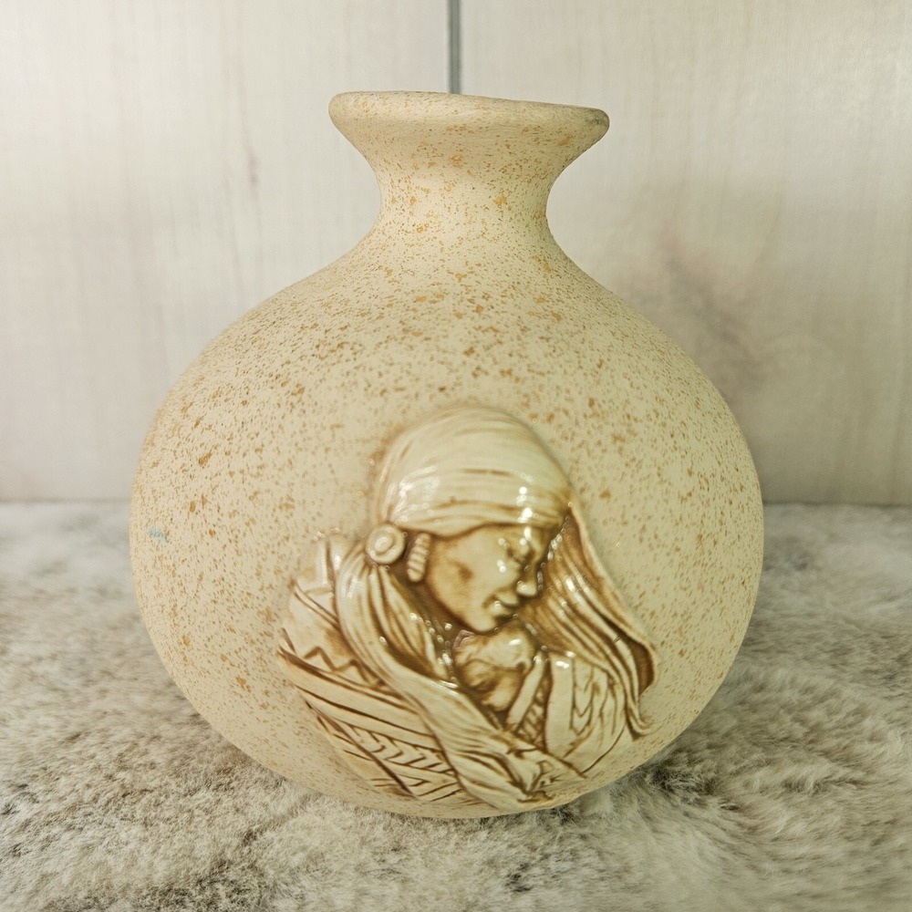*Native American Mother Child Baby Round Pottery Art 5" Vase Leone Kuhne
